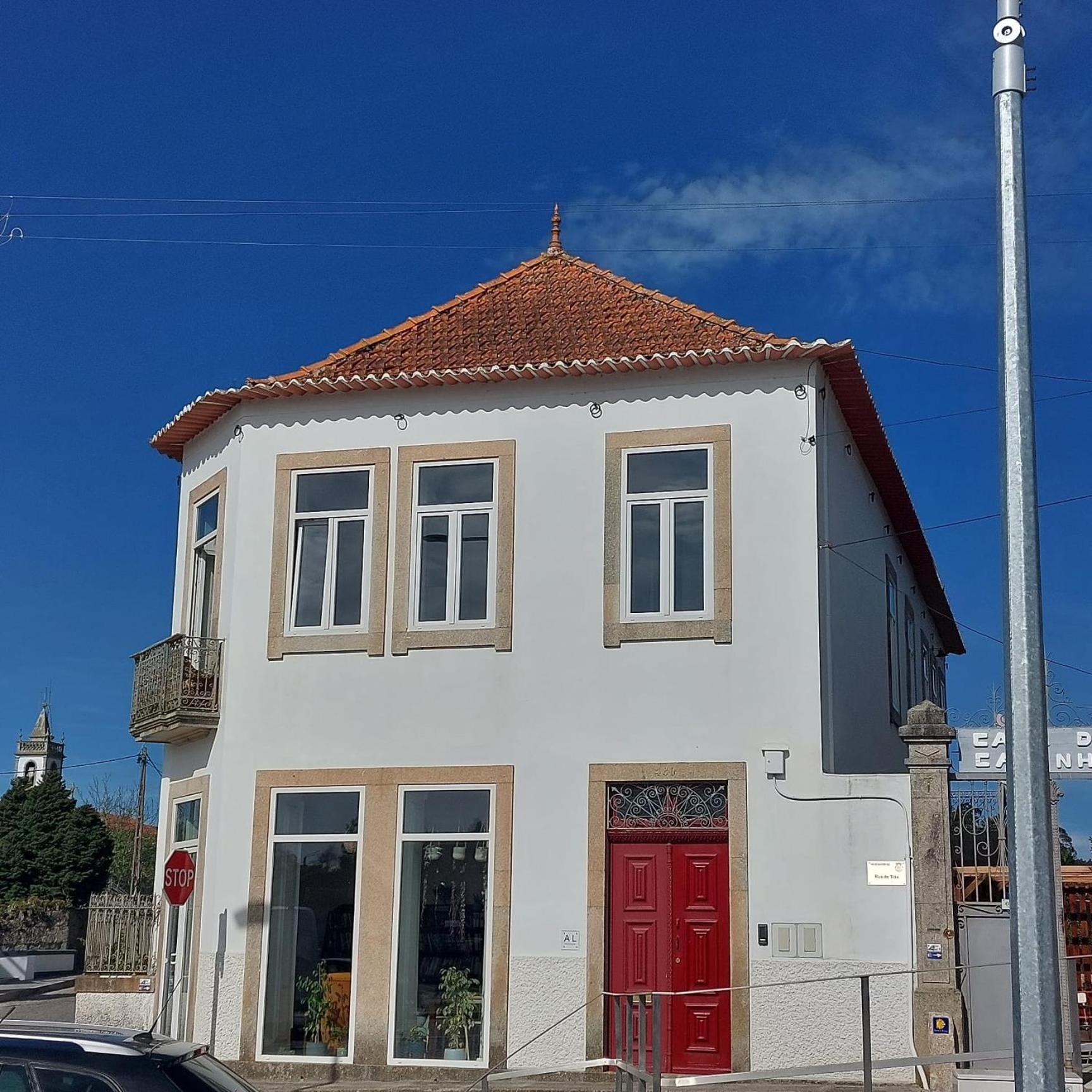 مبيت وإفطار Mosteiro  Casa Dos Caminhos De Santiago المظهر الخارجي الصورة