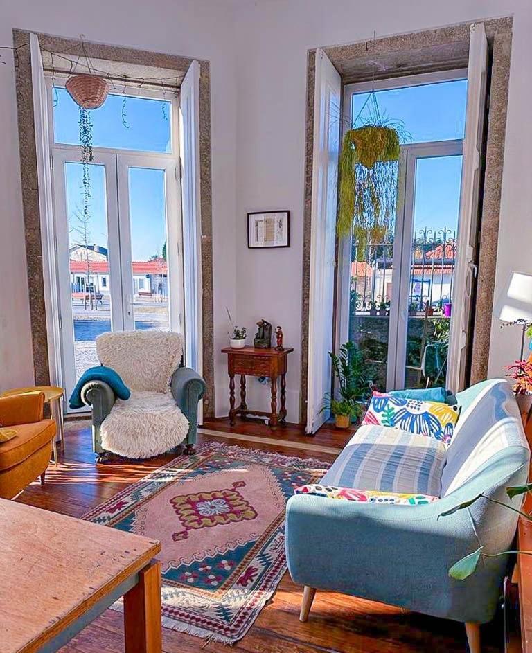 مبيت وإفطار Mosteiro  Casa Dos Caminhos De Santiago المظهر الخارجي الصورة